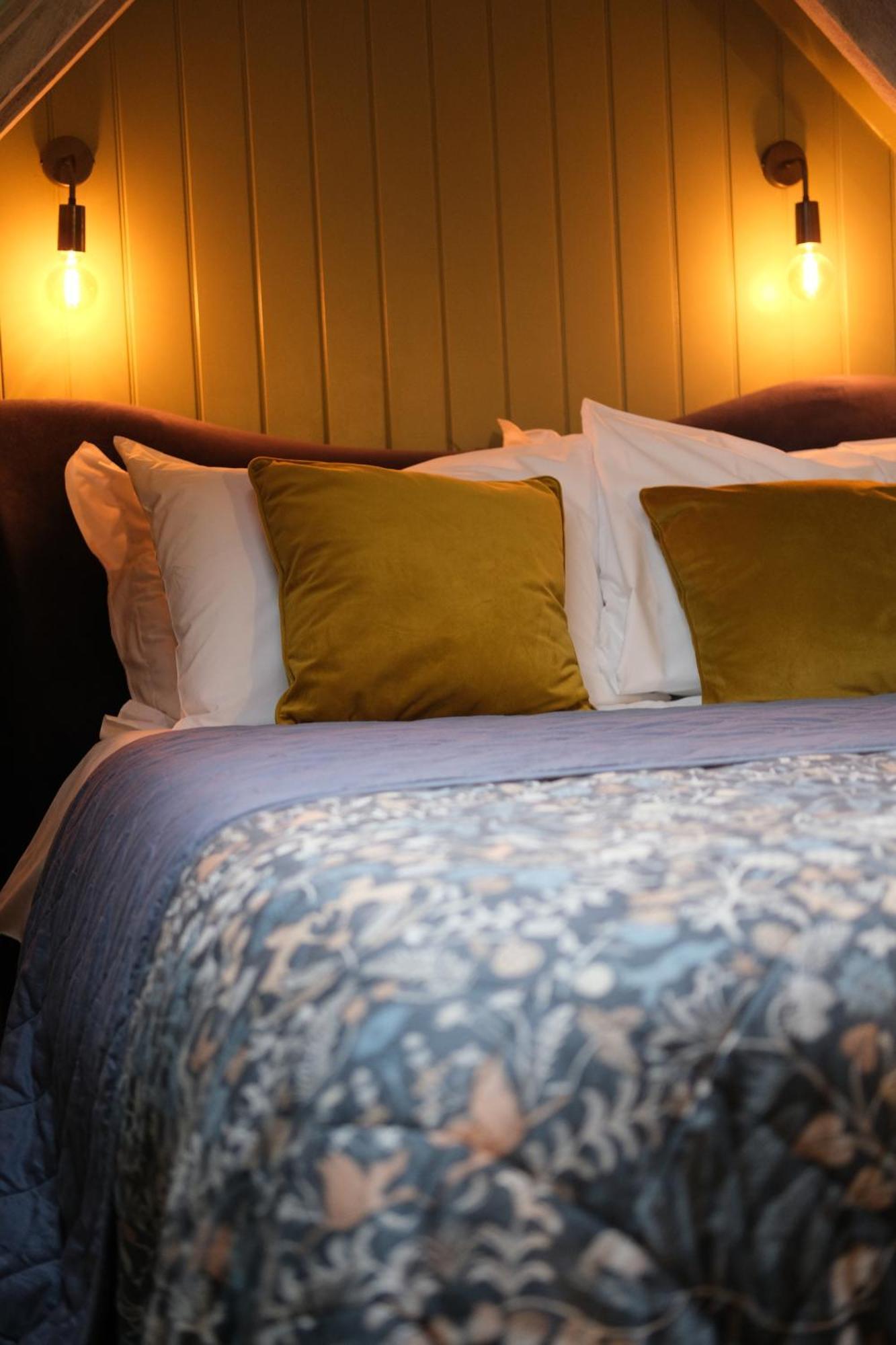 The Crown Inn Dial Post Horsham Kamer foto